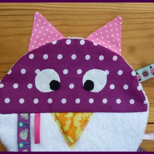 Doudou étiquette "ma petite chouette violette"